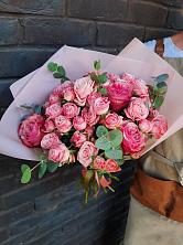 Букет розы в пальмах в Кулебаки Букет цветов из: Розы в Кулебаки