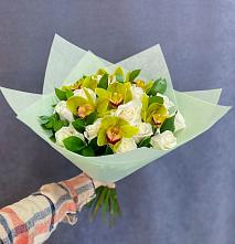 Букет цветов из:  Орхидеи и Розы в Кулебаки